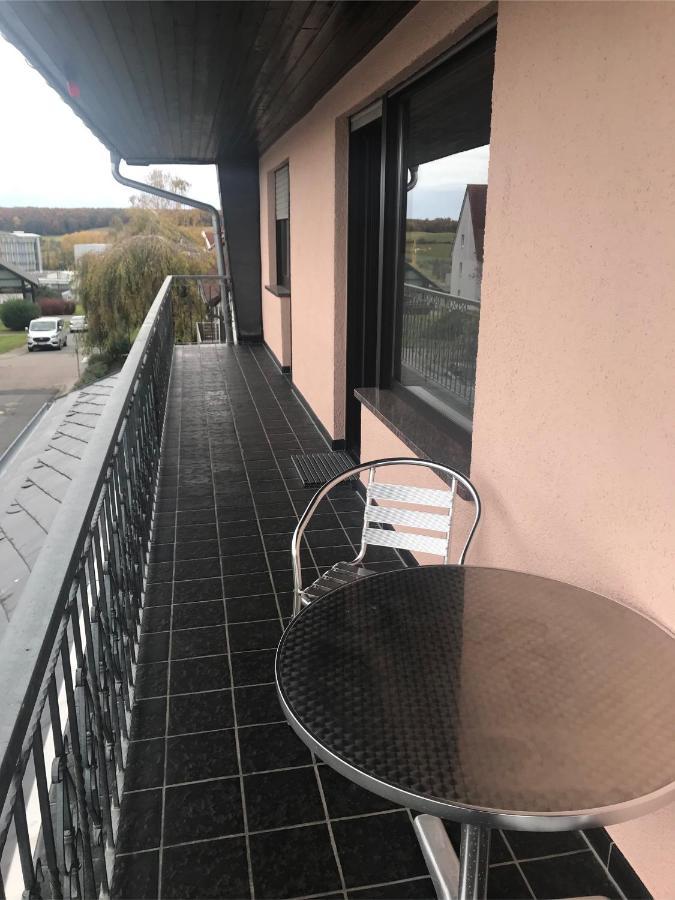 Fuer Pendler Und Monteure Oder Ferienwohnung Zum Erholen Ober-Ramstadt Buitenkant foto